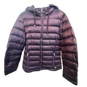 Andrew Marc Women’s Large Packable Down Puffer Jacket Hooded Lightweight Plum